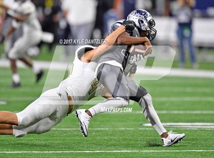 Thumbnail 1 in Pleasant Grove vs. West Orange-Stark (UIL 4A Division 2 Final) photogallery.