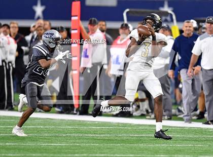 Thumbnail 3 in Pleasant Grove vs. West Orange-Stark (UIL 4A Division 2 Final) photogallery.