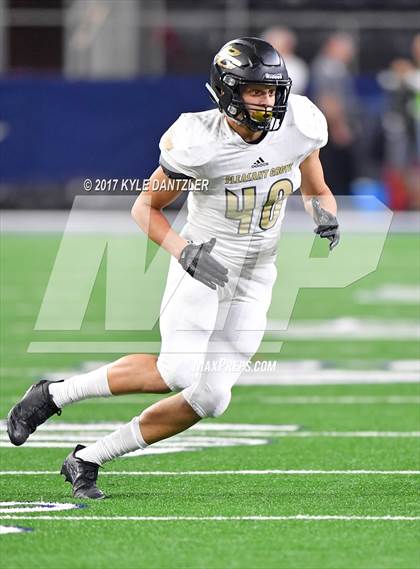 Thumbnail 2 in Pleasant Grove vs. West Orange-Stark (UIL 4A Division 2 Final) photogallery.
