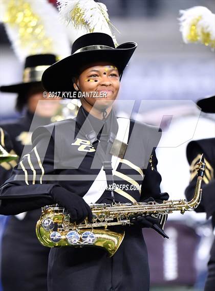 Thumbnail 2 in Pleasant Grove vs. West Orange-Stark (UIL 4A Division 2 Final) photogallery.