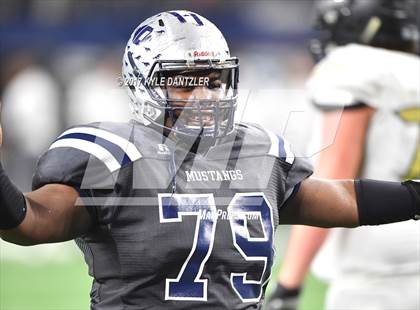 Thumbnail 3 in Pleasant Grove vs. West Orange-Stark (UIL 4A Division 2 Final) photogallery.