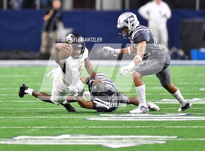 Thumbnail 3 in Pleasant Grove vs. West Orange-Stark (UIL 4A Division 2 Final) photogallery.
