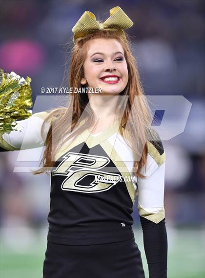 Thumbnail 2 in Pleasant Grove vs. West Orange-Stark (UIL 4A Division 2 Final) photogallery.