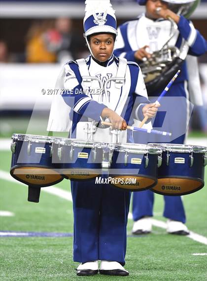 Thumbnail 2 in Pleasant Grove vs. West Orange-Stark (UIL 4A Division 2 Final) photogallery.