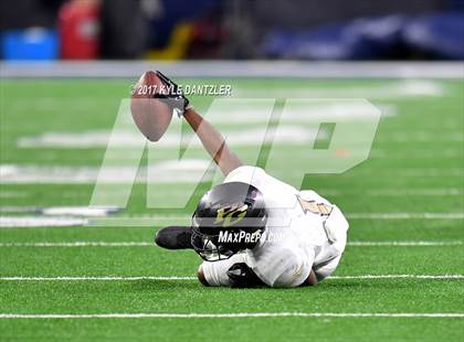 Thumbnail 3 in Pleasant Grove vs. West Orange-Stark (UIL 4A Division 2 Final) photogallery.