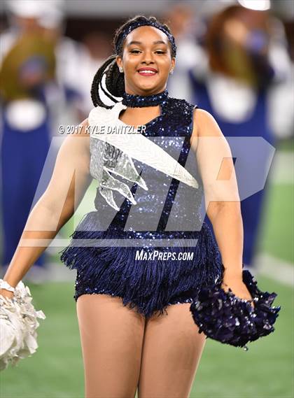 Thumbnail 3 in Pleasant Grove vs. West Orange-Stark (UIL 4A Division 2 Final) photogallery.