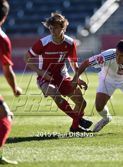 Thumbnail 2 in Kent Denver vs. Fountain Valley (CHSAA 3A Final) photogallery.