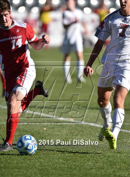 Thumbnail 2 in Kent Denver vs. Fountain Valley (CHSAA 3A Final) photogallery.