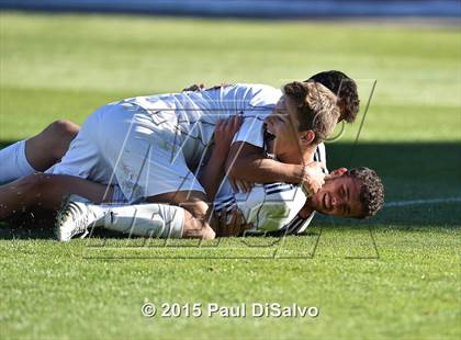 Thumbnail 1 in Kent Denver vs. Fountain Valley (CHSAA 3A Final) photogallery.