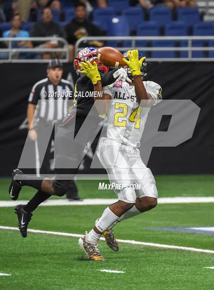 Thumbnail 3 in San Antonio All Star Game photogallery.