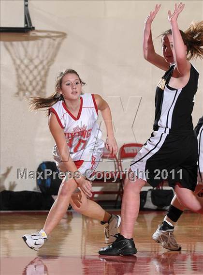 Thumbnail 3 in Golden Sierra vs. Victory Christian (Lady Viking Classic) photogallery.