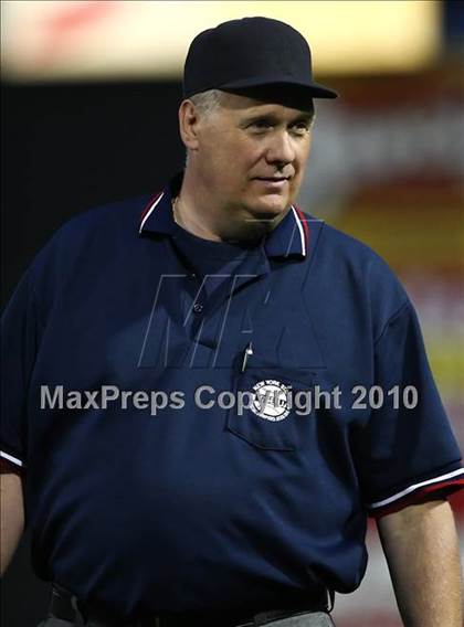 Thumbnail 3 in Churchville-Chili vs. Penfield (Section 5 Class AAA Final) photogallery.