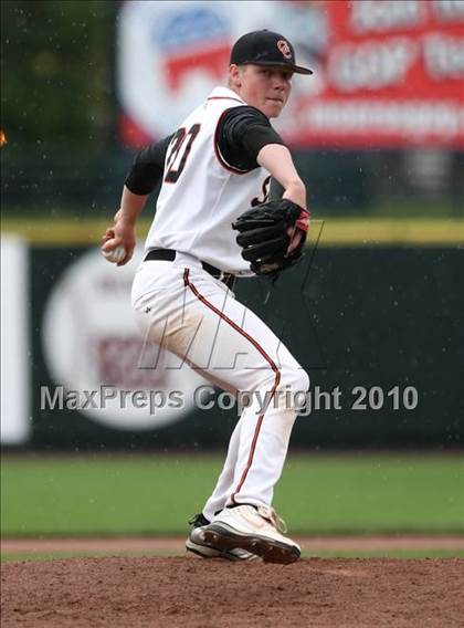 Thumbnail 2 in Churchville-Chili vs. Penfield (Section 5 Class AAA Final) photogallery.