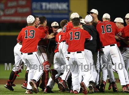 Thumbnail 1 in Churchville-Chili vs. Penfield (Section 5 Class AAA Final) photogallery.