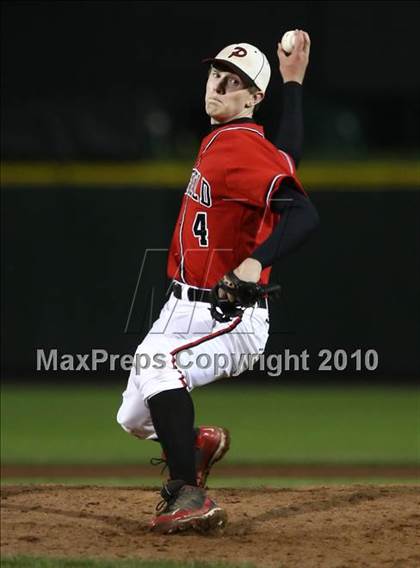 Thumbnail 2 in Churchville-Chili vs. Penfield (Section 5 Class AAA Final) photogallery.
