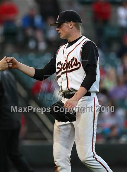 Thumbnail 1 in Churchville-Chili vs. Penfield (Section 5 Class AAA Final) photogallery.