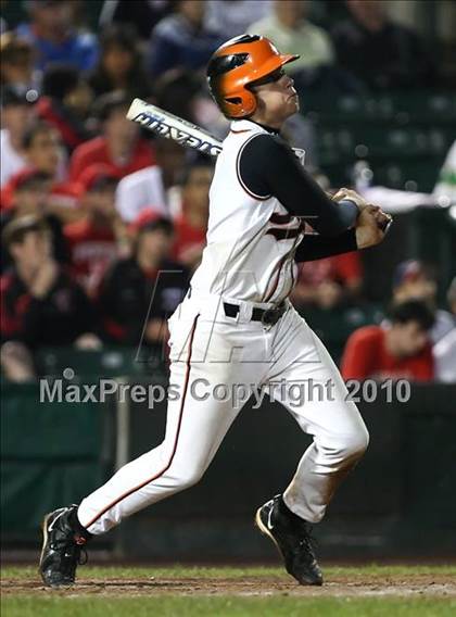 Thumbnail 2 in Churchville-Chili vs. Penfield (Section 5 Class AAA Final) photogallery.