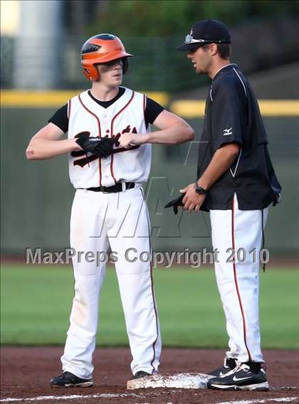 Thumbnail 2 in Churchville-Chili vs. Penfield (Section 5 Class AAA Final) photogallery.