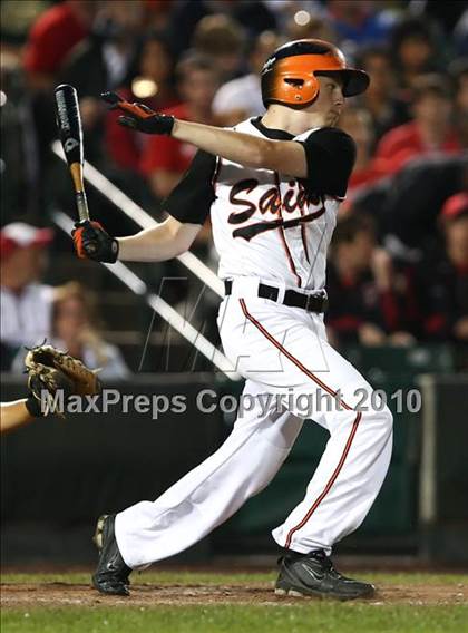Thumbnail 1 in Churchville-Chili vs. Penfield (Section 5 Class AAA Final) photogallery.