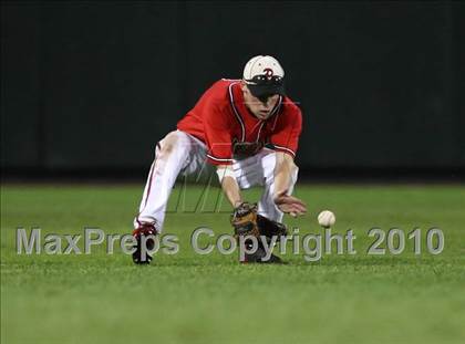 Thumbnail 1 in Churchville-Chili vs. Penfield (Section 5 Class AAA Final) photogallery.