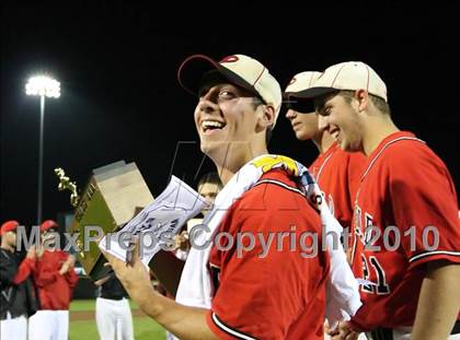 Thumbnail 3 in Churchville-Chili vs. Penfield (Section 5 Class AAA Final) photogallery.
