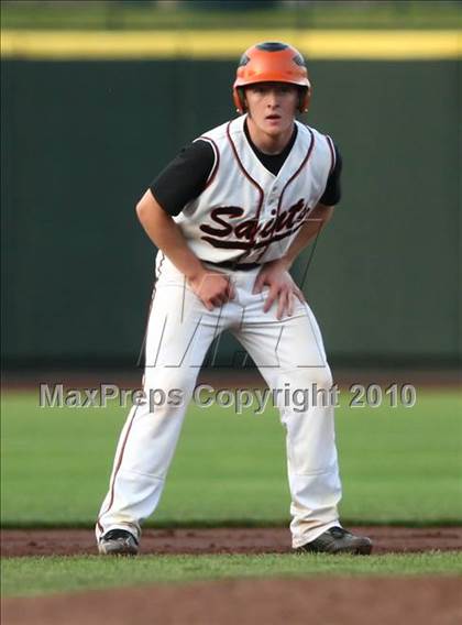 Thumbnail 2 in Churchville-Chili vs. Penfield (Section 5 Class AAA Final) photogallery.