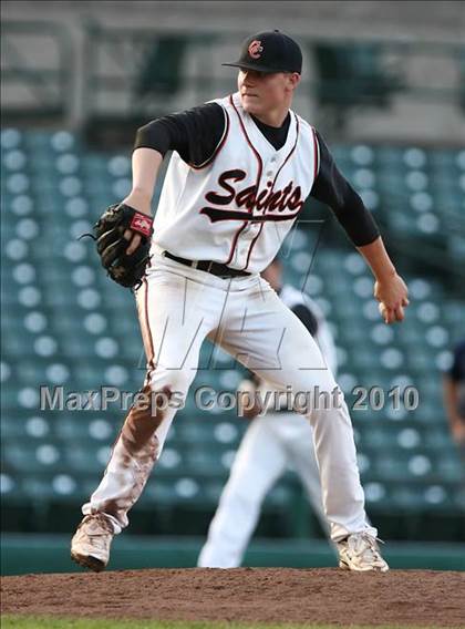 Thumbnail 2 in Churchville-Chili vs. Penfield (Section 5 Class AAA Final) photogallery.