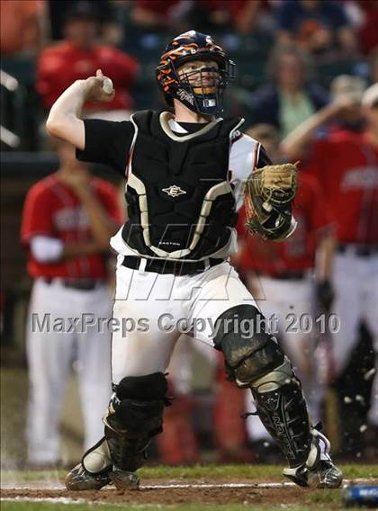 Thumbnail 1 in Churchville-Chili vs. Penfield (Section 5 Class AAA Final) photogallery.