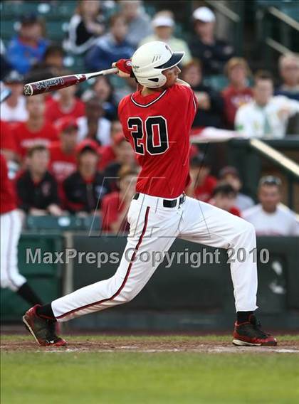Thumbnail 1 in Churchville-Chili vs. Penfield (Section 5 Class AAA Final) photogallery.