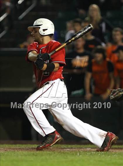 Thumbnail 2 in Churchville-Chili vs. Penfield (Section 5 Class AAA Final) photogallery.