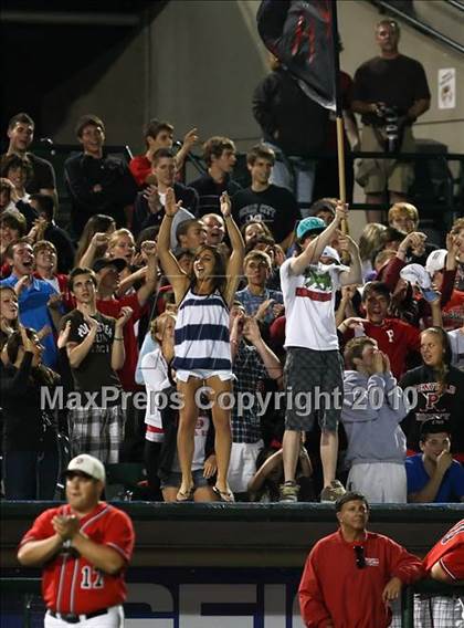 Thumbnail 2 in Churchville-Chili vs. Penfield (Section 5 Class AAA Final) photogallery.