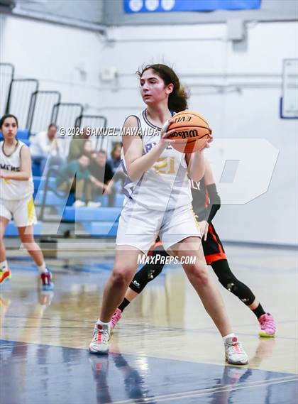 Thumbnail 3 in Beverly Hills vs Holy Martyrs Armenian (Riptide GBB Showcase) photogallery.
