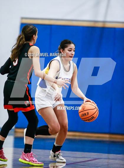Thumbnail 1 in Beverly Hills vs Holy Martyrs Armenian (Riptide GBB Showcase) photogallery.