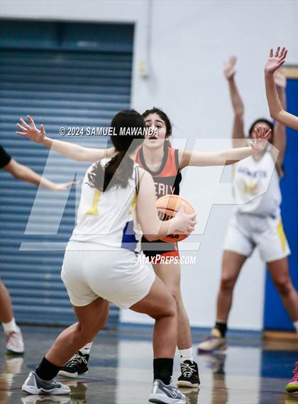 Thumbnail 1 in Beverly Hills vs Holy Martyrs Armenian (Riptide GBB Showcase) photogallery.