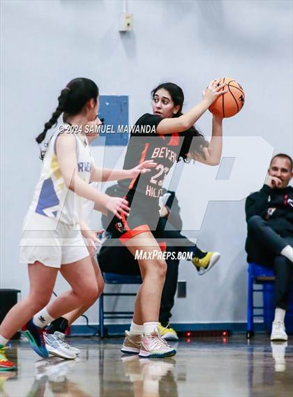 Thumbnail 2 in Beverly Hills vs Holy Martyrs Armenian (Riptide GBB Showcase) photogallery.