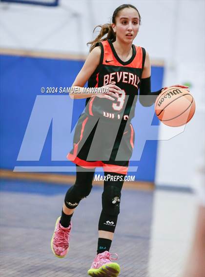 Thumbnail 3 in Beverly Hills vs Holy Martyrs Armenian (Riptide GBB Showcase) photogallery.