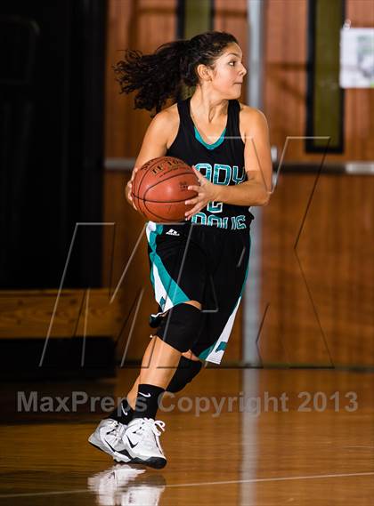 Thumbnail 2 in Pasadena Memorial vs. South Houston (McDonald's Texas Invitational) photogallery.