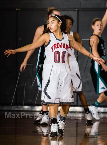 Thumbnail 1 in Pasadena Memorial vs. South Houston (McDonald's Texas Invitational) photogallery.