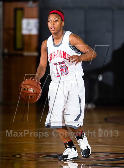 Thumbnail 1 in Pasadena Memorial vs. South Houston (McDonald's Texas Invitational) photogallery.