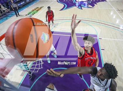 Thumbnail 1 in Paul VI vs Columbus (City of Palms Classic) photogallery.
