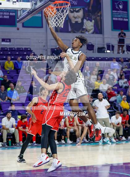 Thumbnail 2 in Paul VI vs Columbus (City of Palms Classic) photogallery.