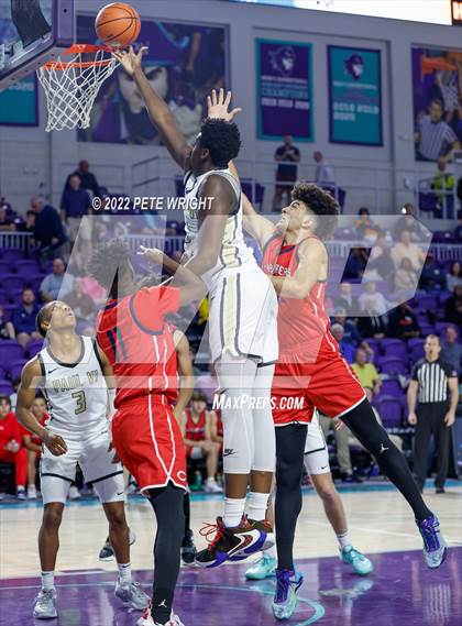 Thumbnail 1 in Paul VI vs Columbus (City of Palms Classic) photogallery.