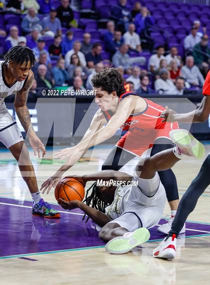 Thumbnail 1 in Paul VI vs Columbus (City of Palms Classic) photogallery.