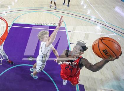 Thumbnail 2 in Paul VI vs Columbus (City of Palms Classic) photogallery.
