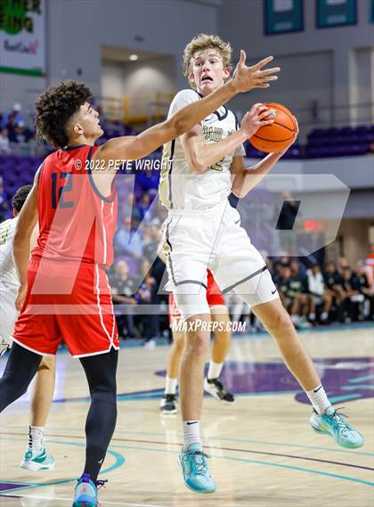 Thumbnail 3 in Paul VI vs Columbus (City of Palms Classic) photogallery.