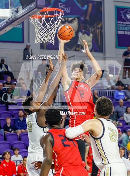 Thumbnail 2 in Paul VI vs Columbus (City of Palms Classic) photogallery.