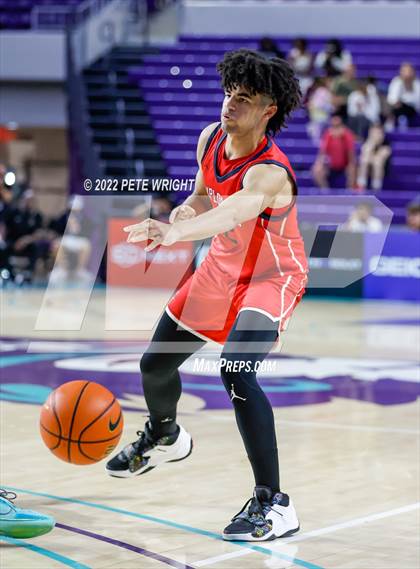 Thumbnail 2 in Paul VI vs Columbus (City of Palms Classic) photogallery.