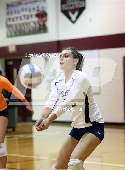 Thumbnail 1 in Fraser @ Utica Ford photogallery.