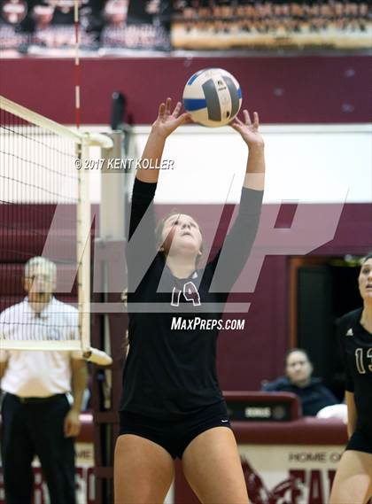 Thumbnail 2 in Fraser @ Utica Ford photogallery.