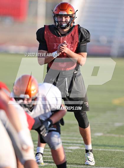 Thumbnail 1 in Erie @ Regis Jesuit photogallery.